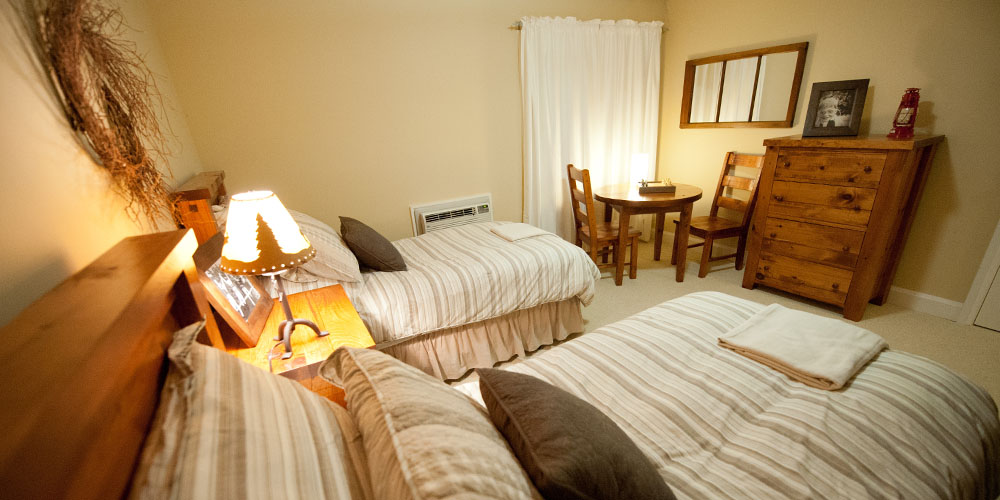 Hillside Inn Twin Beds